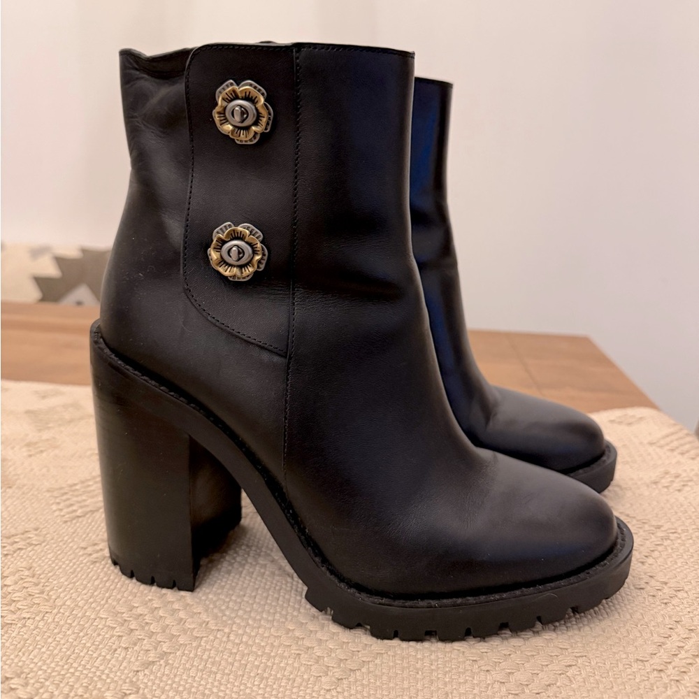 Coach Hana Lug Sole Boot With Tea Rose Detailing